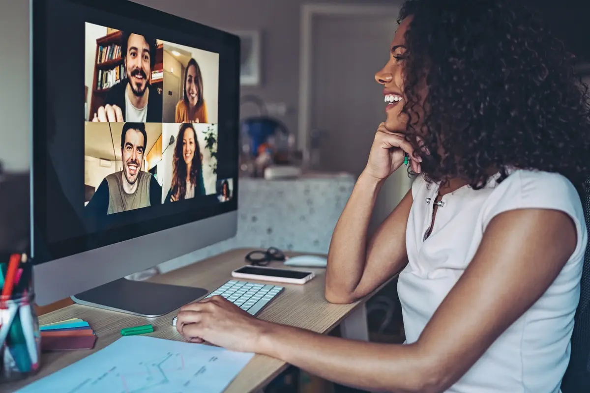 Photo woman in a video call