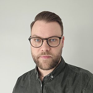 Max Samuelsson Sales Engineer, Varonis