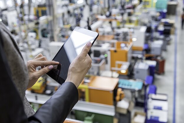 Orange Cyberdefense Ipad Industry