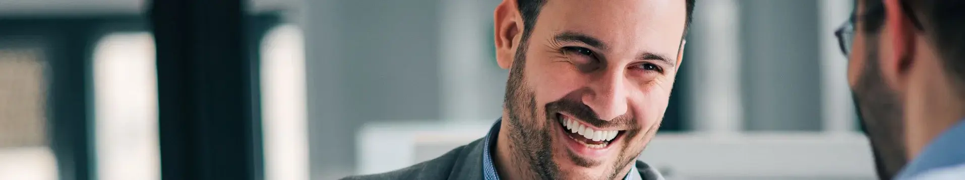 Glad affärsman 