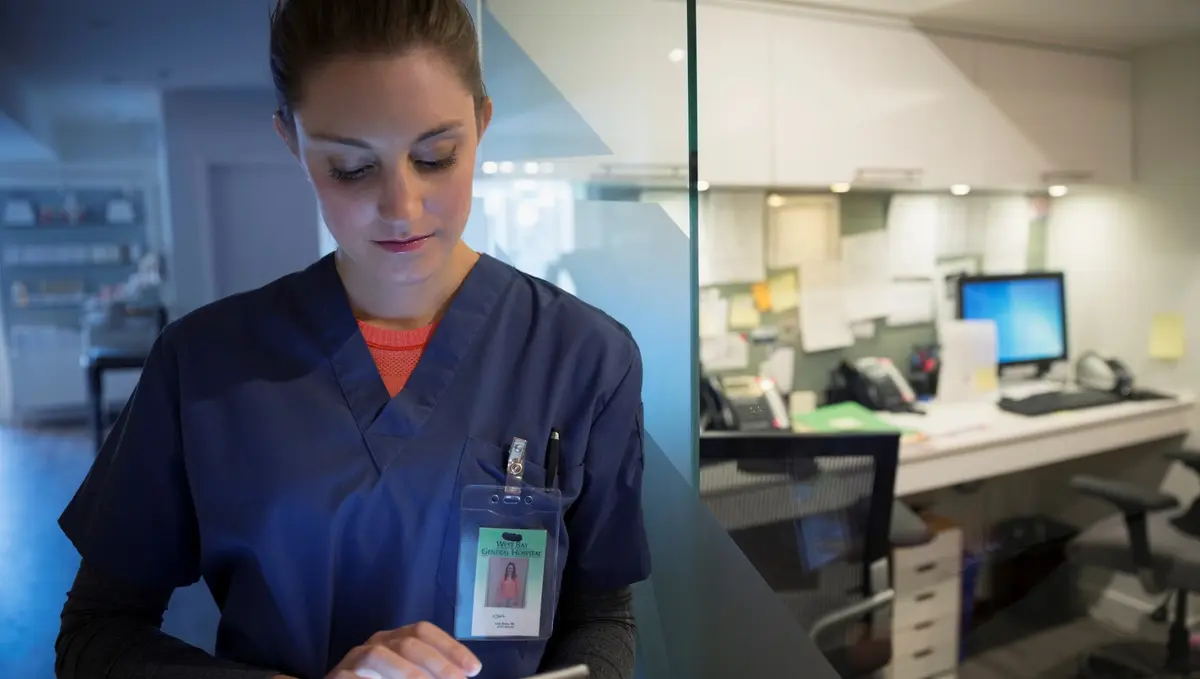 Photo d'une infirmière dans un établissement de santé