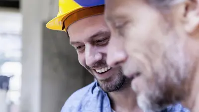 2 mænd byggeplads
