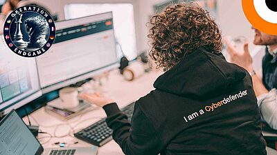 Les équipes du CERT d'Orange Cyberdefense au travail. 