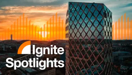 Spotlight Ignite logga bredvid en bild på Jacy'z Hotell i Göteborg